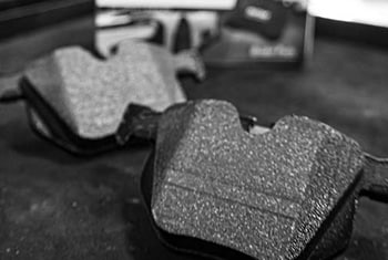 semi metalic brake pads