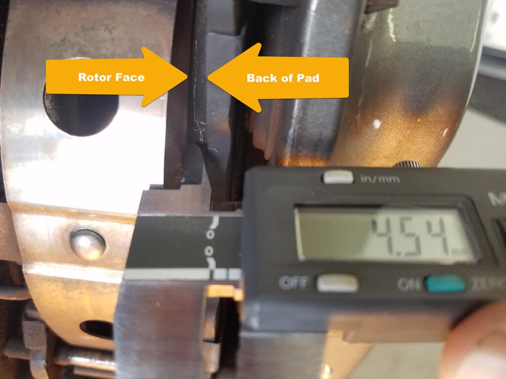 digital caliper brake pad measurement