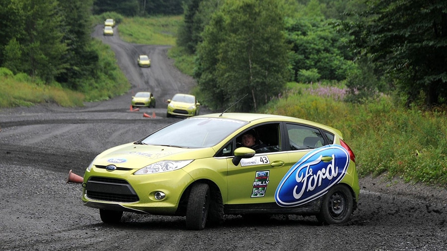 ford fiesta urban commuter driving